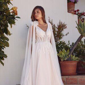 New Sleeveless Off White Wedding Tulle Dress w/ Embroidered Bodice JT2602CW